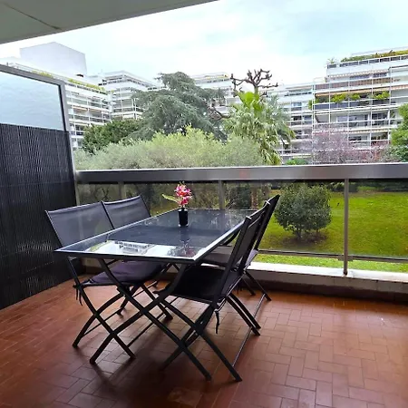 4 Pers Piscine A Pied Juan-les-Pins