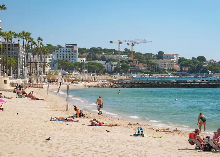 4 Pers Piscine A Pied Nyaraló Juan-les-Pins