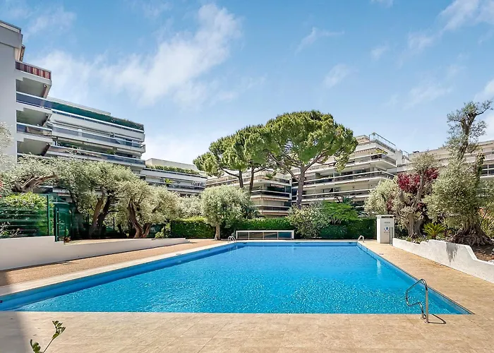 4 Pers Piscine A Pied Nyaraló