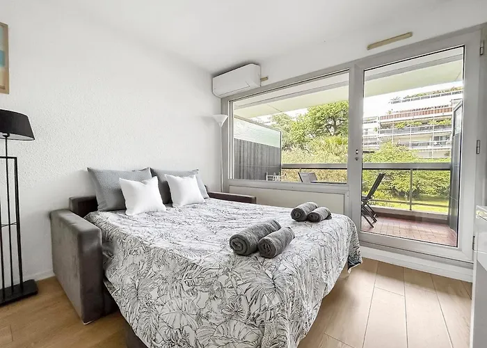 Nyaraló 4 Pers Piscine A Pied Juan-les-Pins