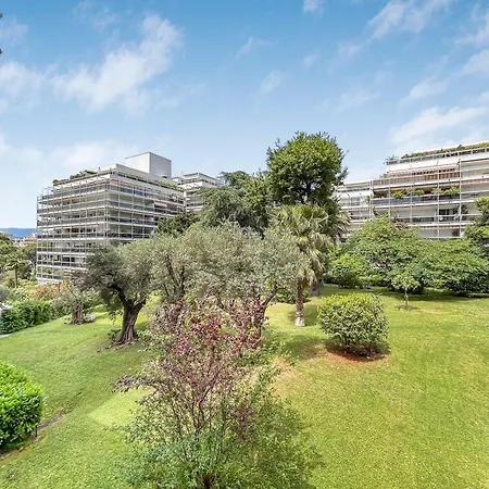 4 Pers Juan-les-pins, Calme&tout à Pied