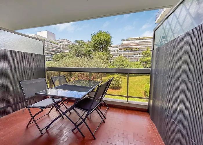 4 Pers Juan-les-pins, Calme&tout à Pied *