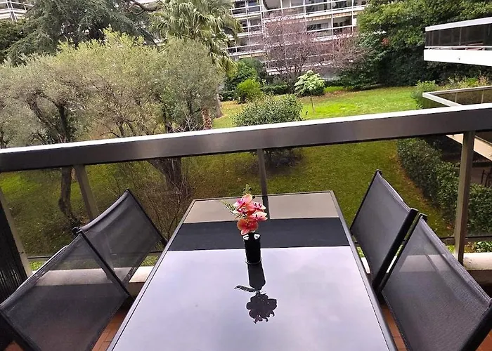 4 Pers Juan-les-pins, Calme&tout à Pied * Juan-les-Pins